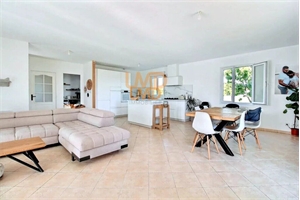 maison à la vente -   17400  ANTEZANT LA CHAPELLE, surface 126 m2 vente maison - UBI477444026